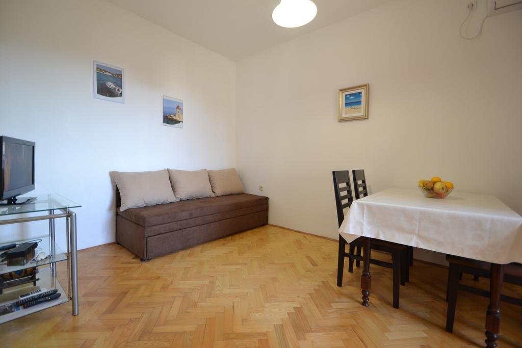 Apartments Kresan Sukošan Eksteriør bilde